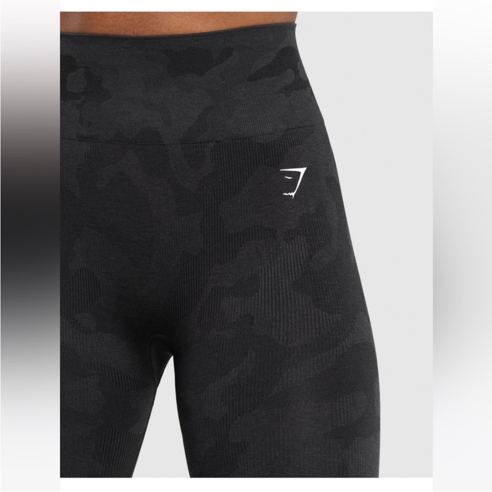 Gymshark High Rise Camo Seamless Leggings high waist sold out athletic pants